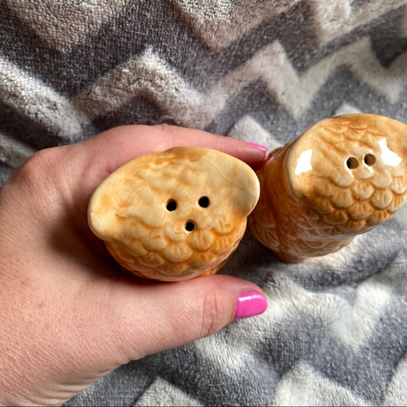 Vintage style owl salt and pepper shakers - unused - Picture 3 of 3